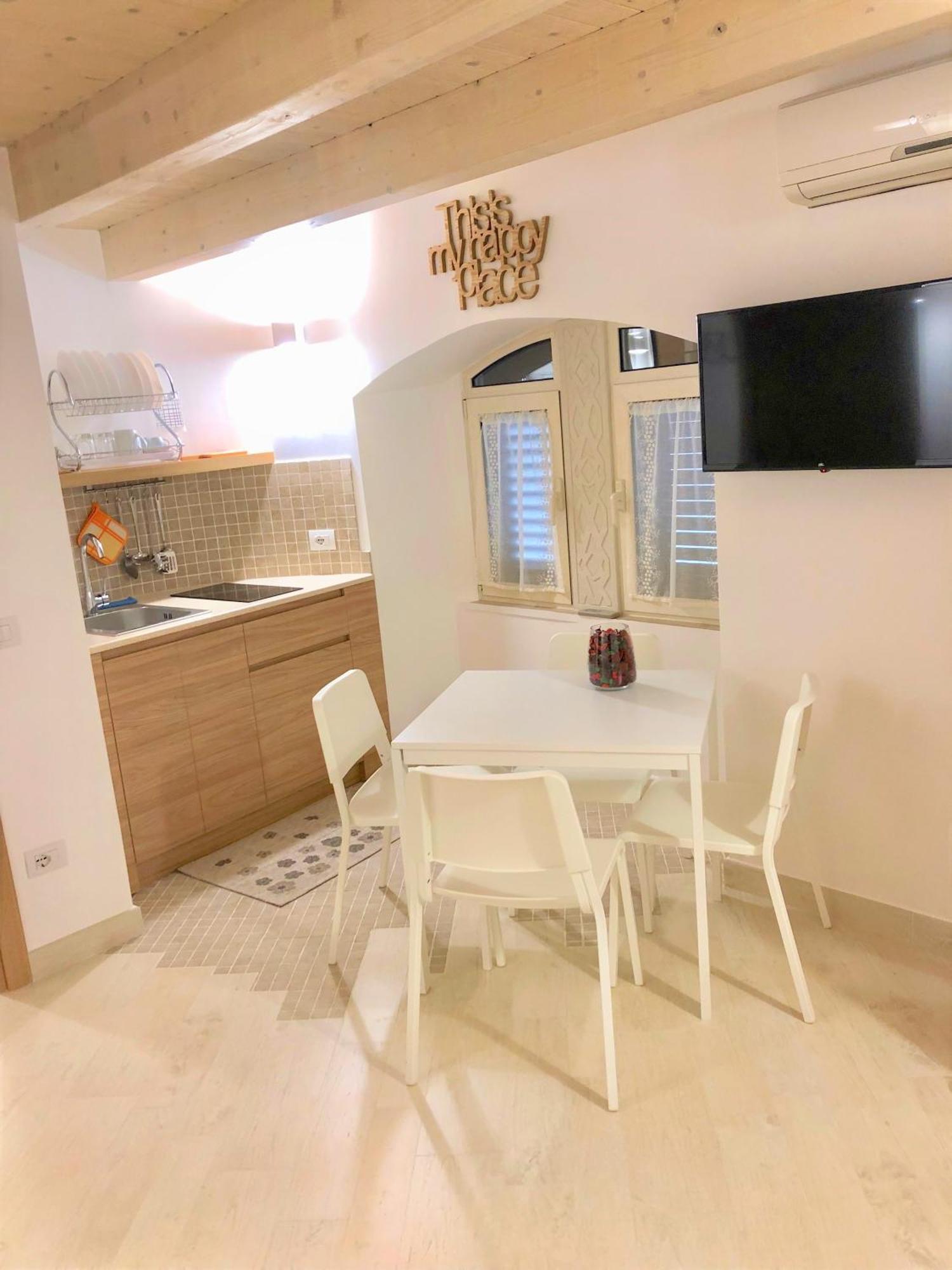 More Apartments Il Ferrarese2 Bari Room photo